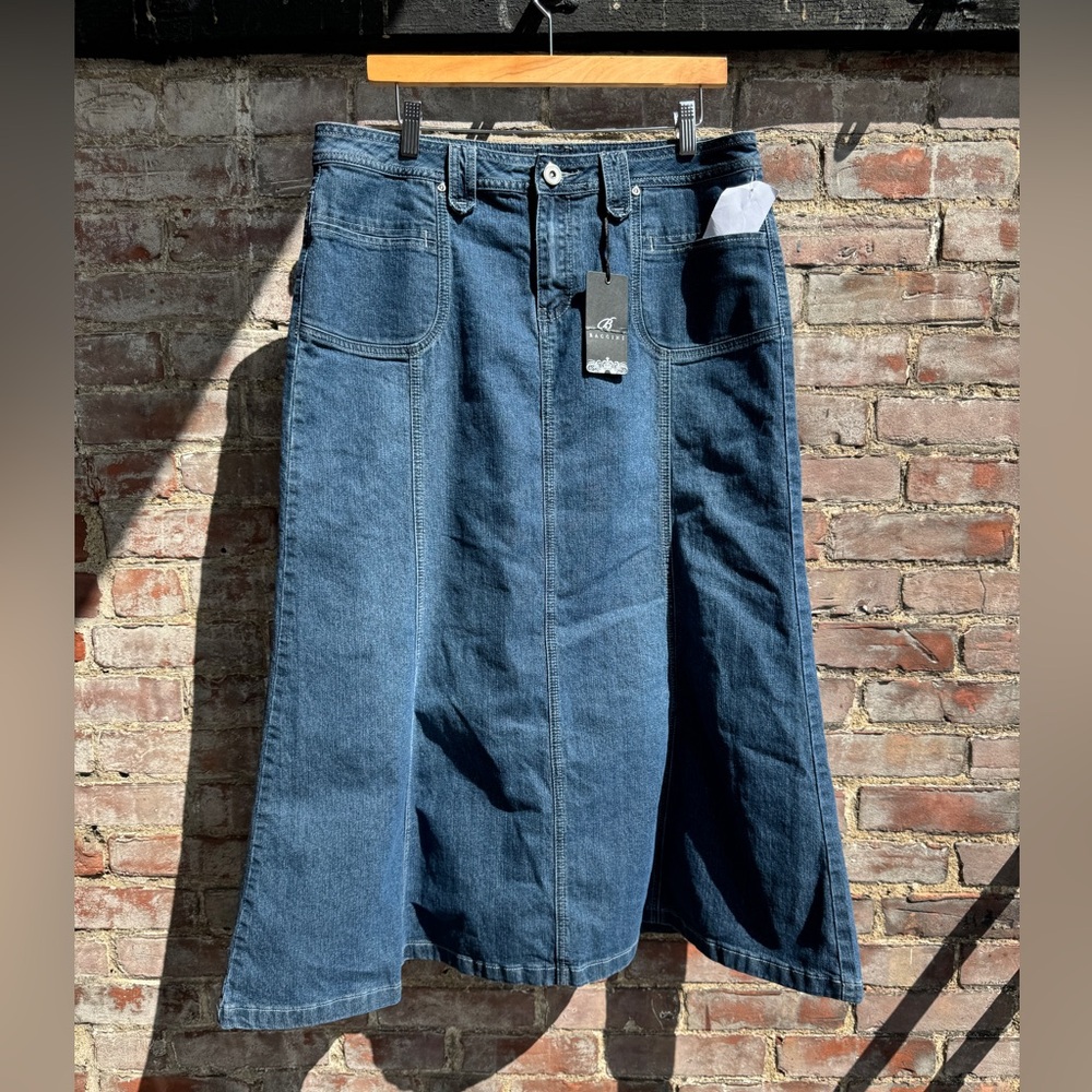 Baccini Dark Blue Denim A-Line Skirt NWOT size 14